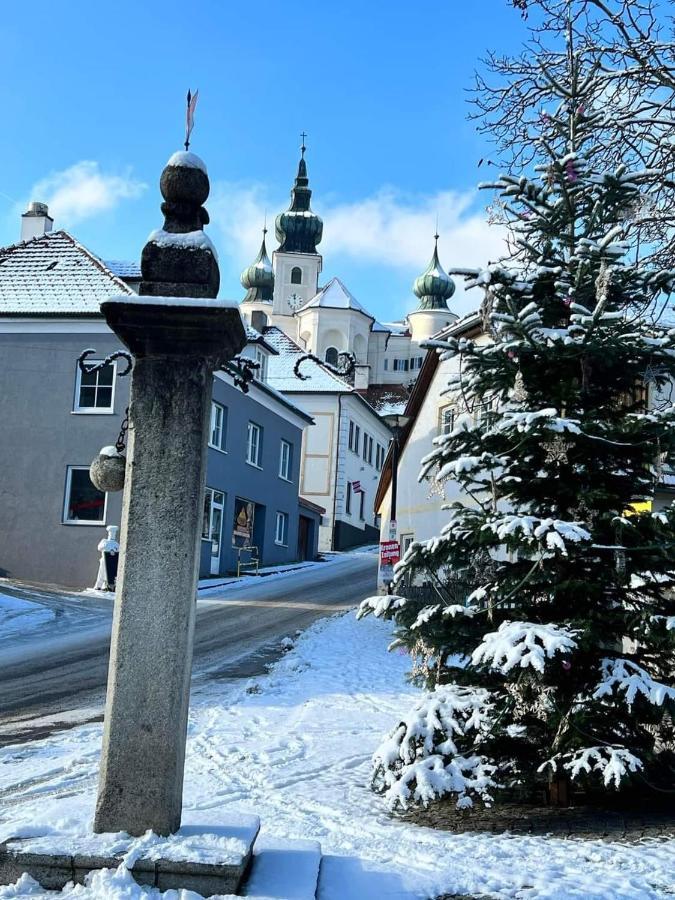 Urlaub In Schlossnaehe อาร์ทชเตทเทิน ภายนอก รูปภาพ