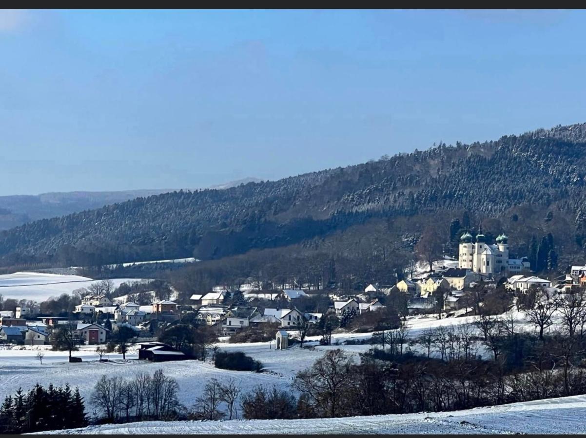 Urlaub In Schlossnaehe อาร์ทชเตทเทิน ภายนอก รูปภาพ